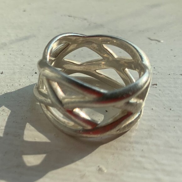 Tiffany & Vo. Vintage Crisscross  Ring. - Picture 2 of 9